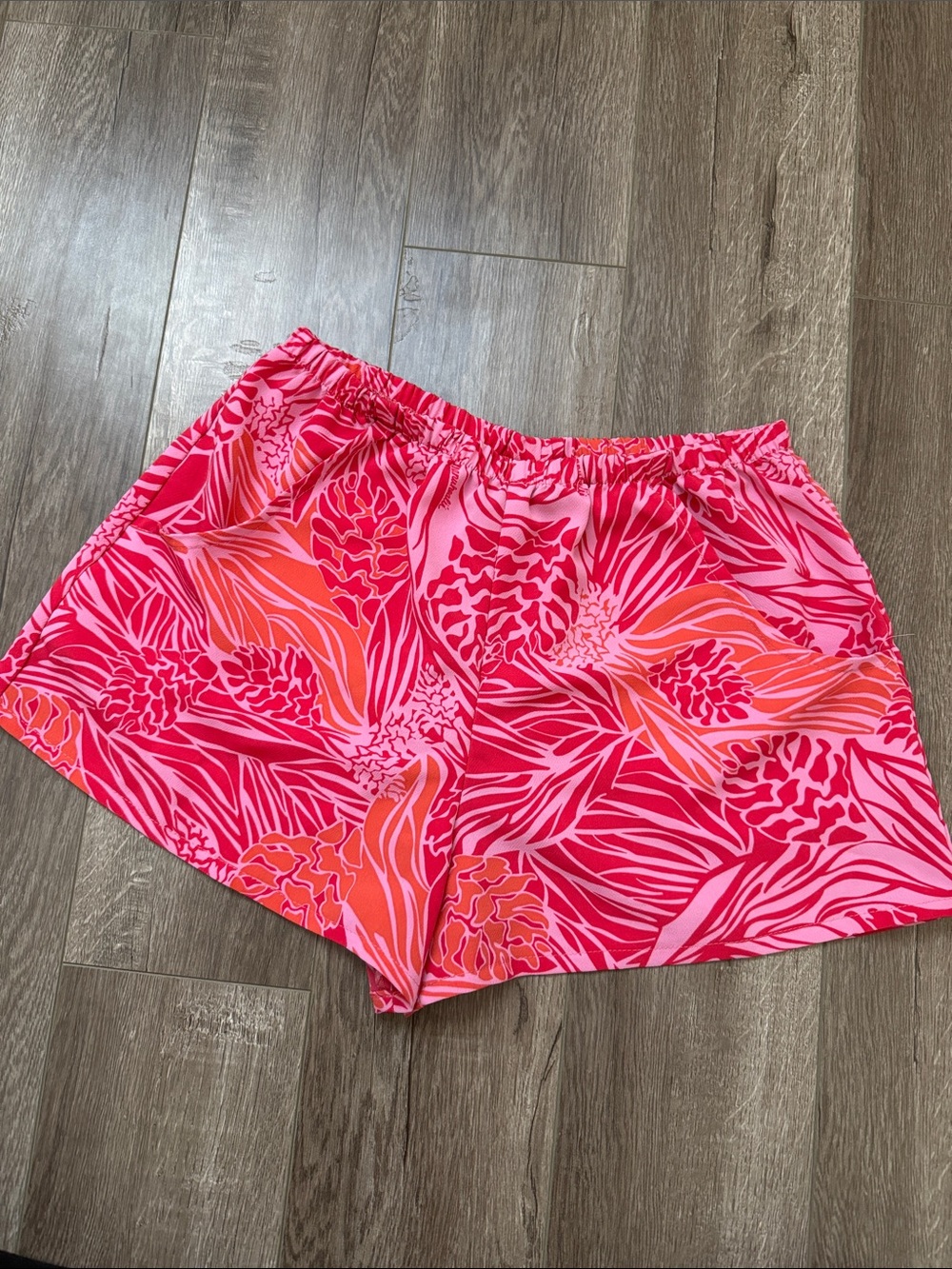 Women's XS | Manuheali’i Awapuhi Elastic Waist Shorts